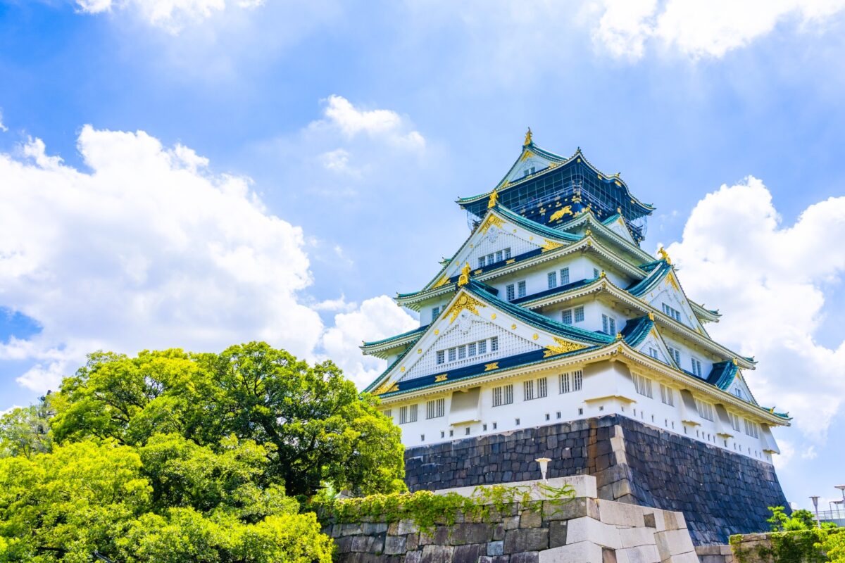 Osaka Castle with cherry blossoms in spring