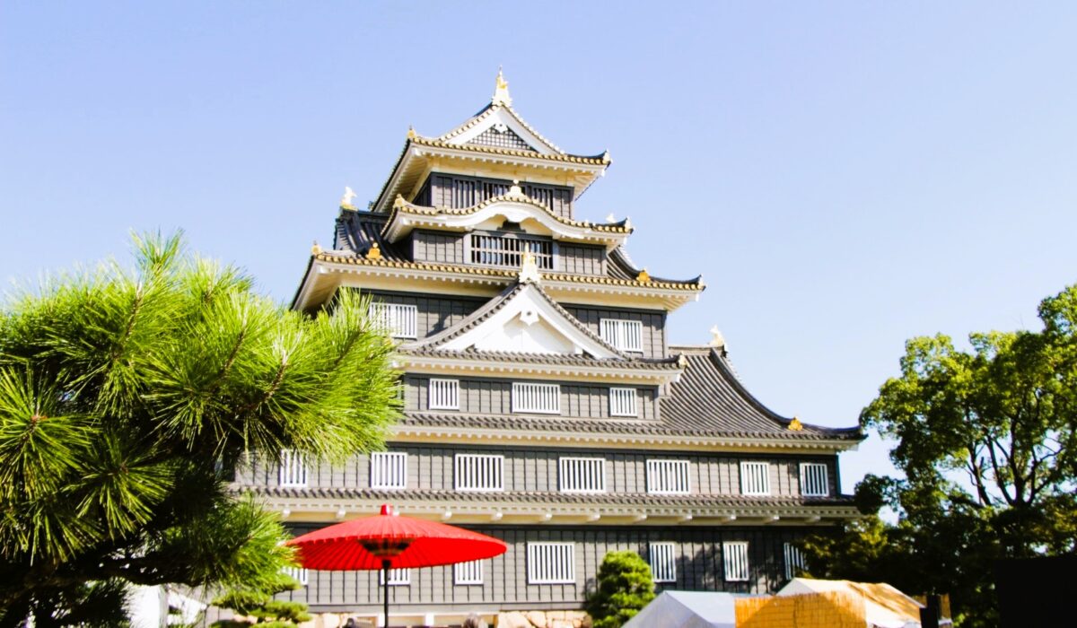 Okayama Castle, the “Crow Castle,” beside the Asahi River