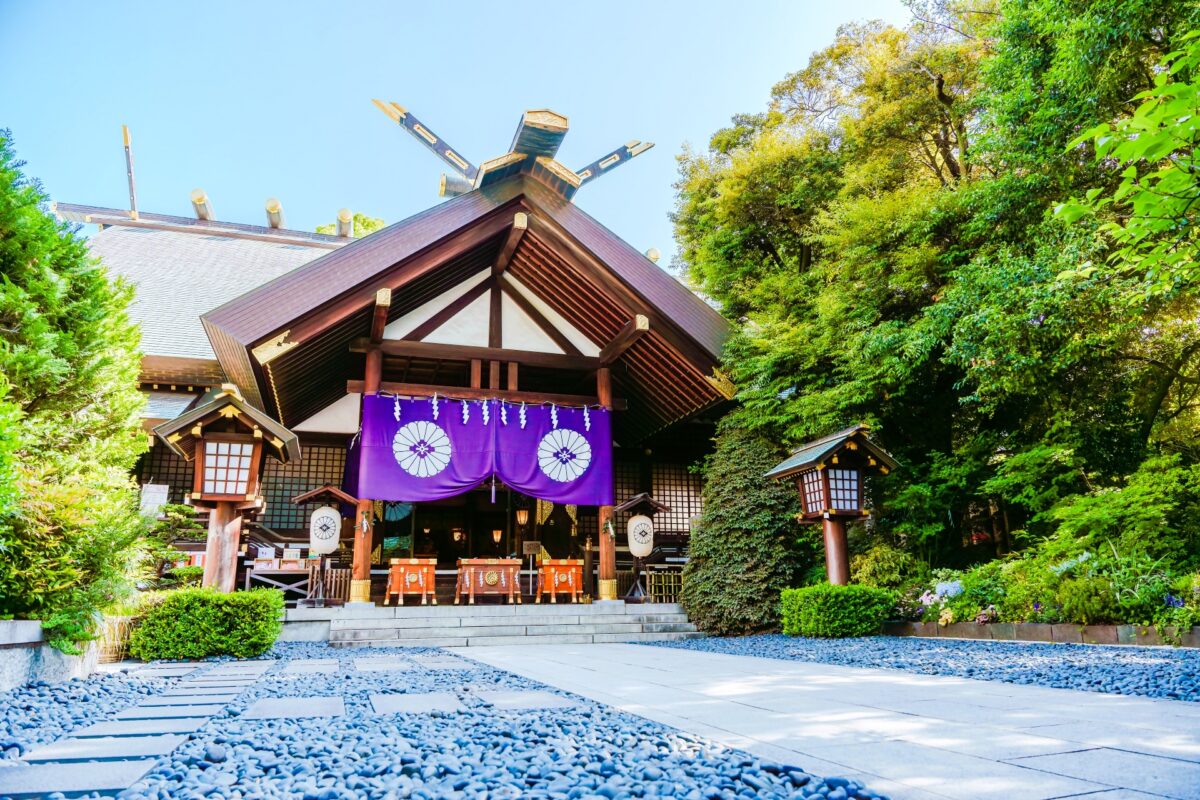 Tokyo Daijingu Shrine, famous for love and marriage blessings
