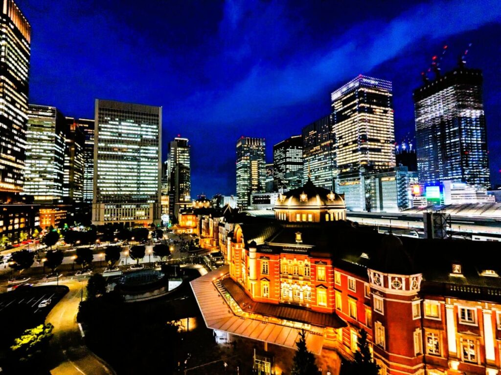 Tokyo Station and Marunouchi buildings illuminated at night