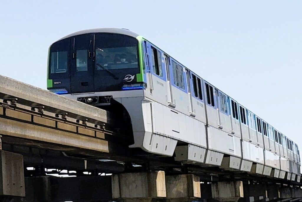 Tokyo Monorail train traveling between Haneda Airport and central Tokyo