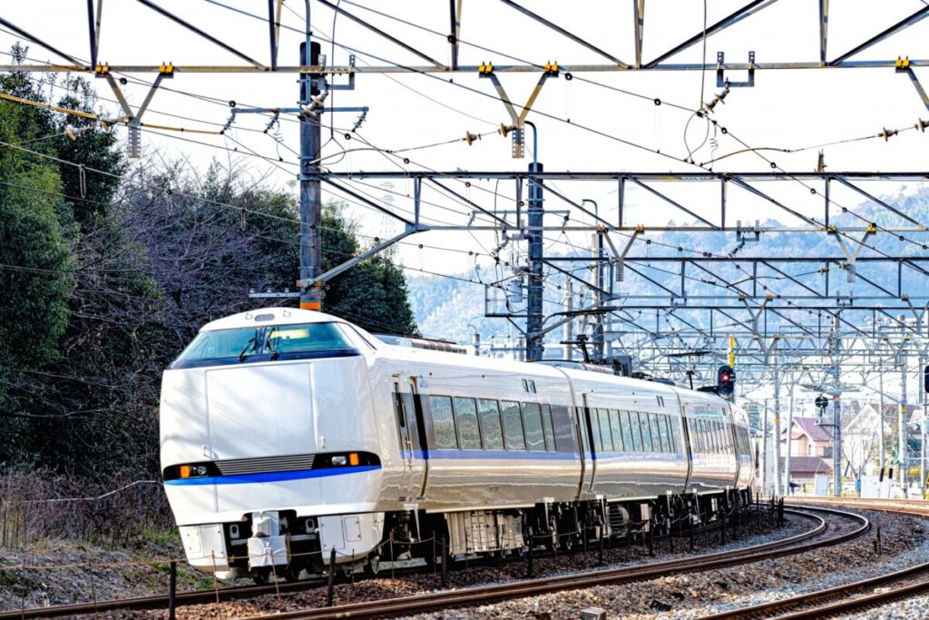 JR West Thunderbird and Hanaakari trains on the Kyoto Line in Japan, limited express and sightseeing trains